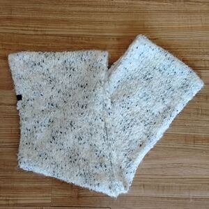 Cozy White & Blue Speckled Infinity Scarf